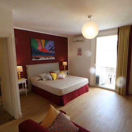 Toledo Boutique Studio Apartments Неаполь Экстерьер фото