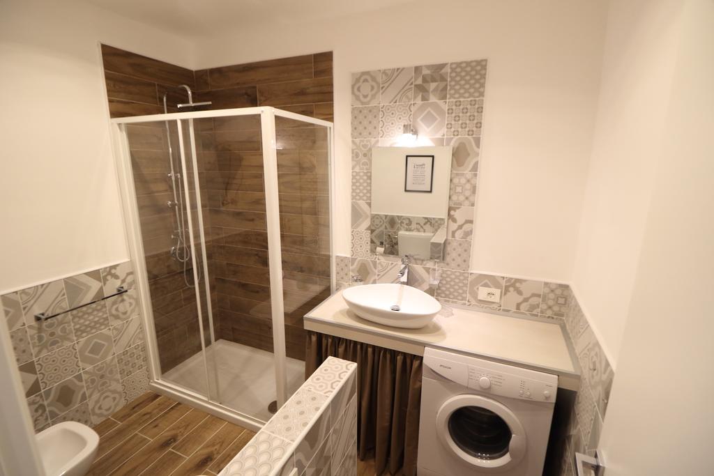 Toledo Boutique Studio Apartments Неаполь Экстерьер фото